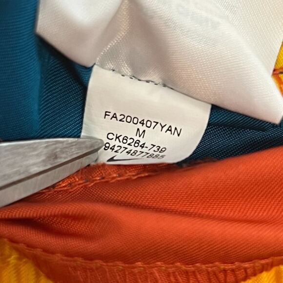 NIKE GIANNIS ANTETOKOUNMPO CK6264-739 MENS SIZE M GREEK FREAK TRACK PANTS - Picture 4 of 16